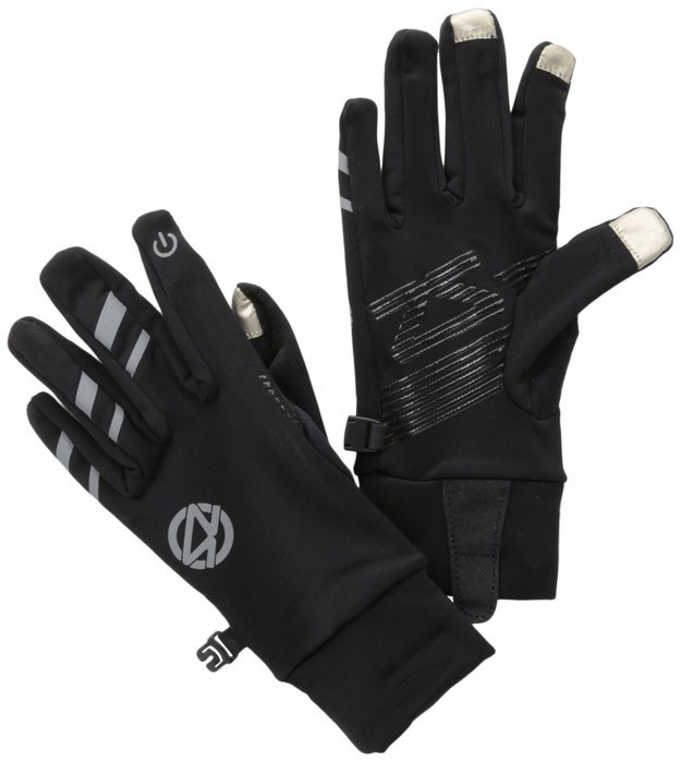 Touchscreen-Ready Running Gloves That Eliminate Snot Rockets