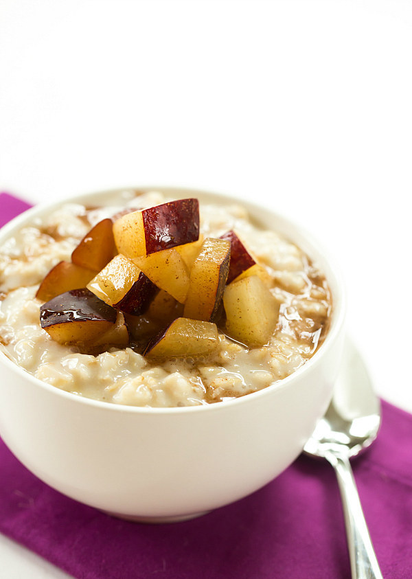 Chilled Plum Oatmeal Pudding