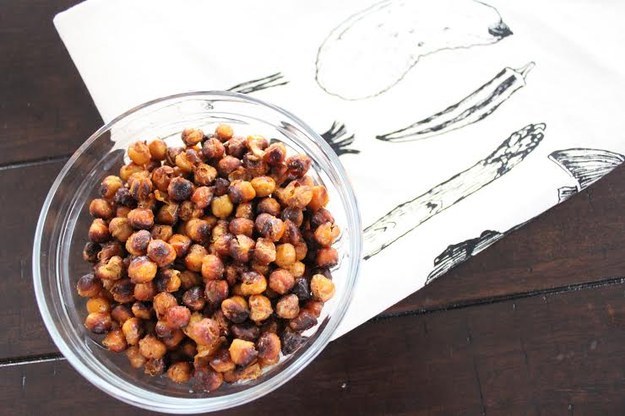 Spicy And Sweet Roasted Chickpeas