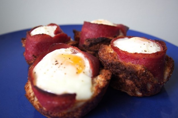 Bacon and Egg Toast Cups