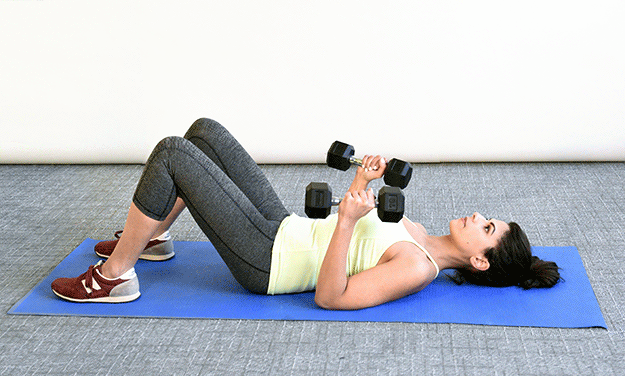 Here's An Amazing And Simple Dumbbell Workout For Your Arms