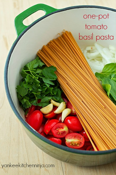 One-Pot Tomato Basil Pasta