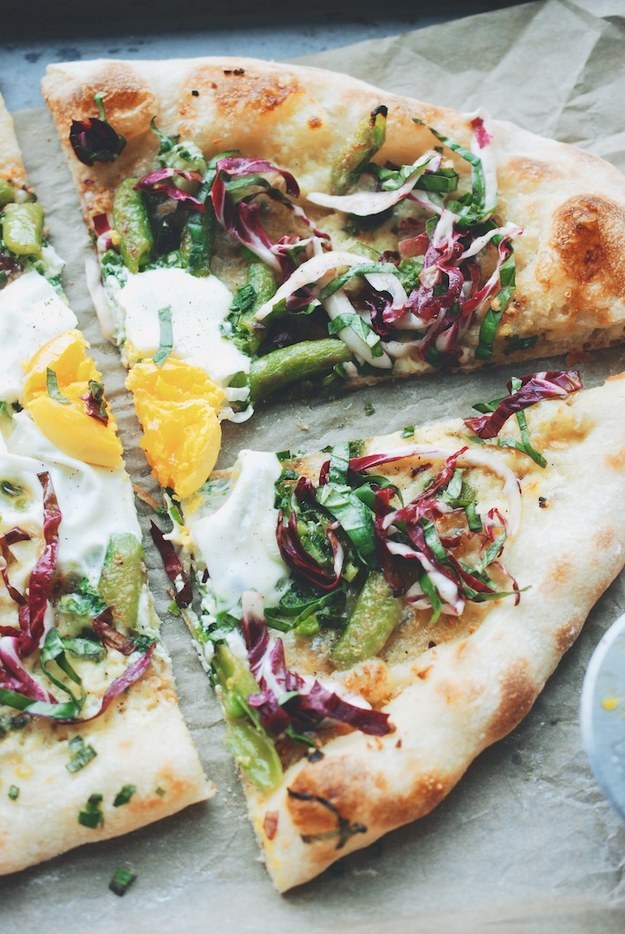 This flatbread would be nothing without you, snap pea.