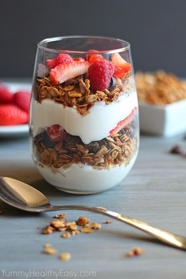 Healthy Homemade Granola Parfait