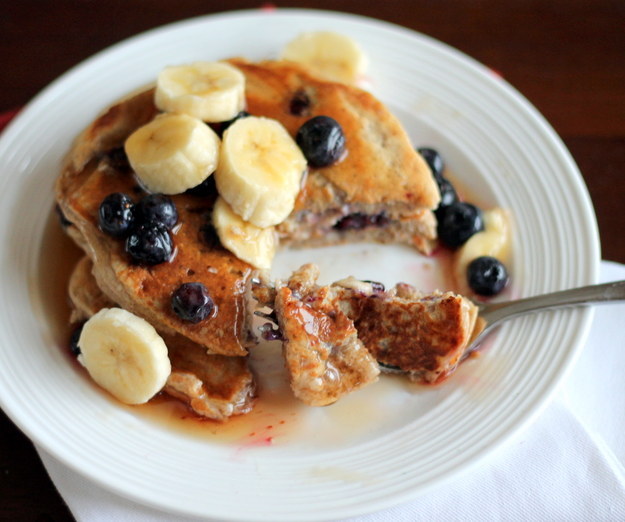 Oatmeal Cottage Cheese Banana Pancakes