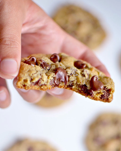 Chewy Oat Flour Chocolate Chip Cookies
