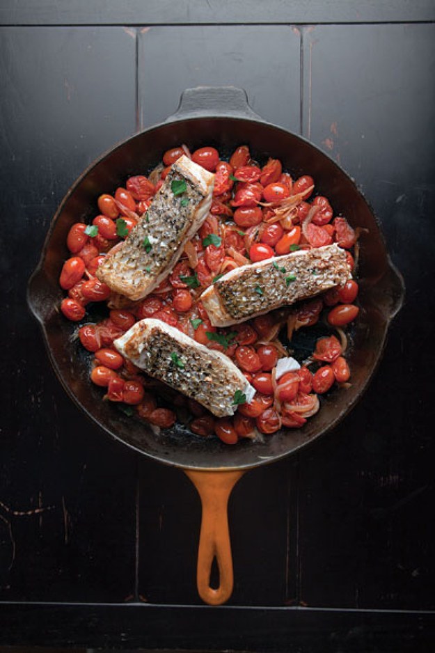 One-Pan Fish Fillets in Tomato Sauce