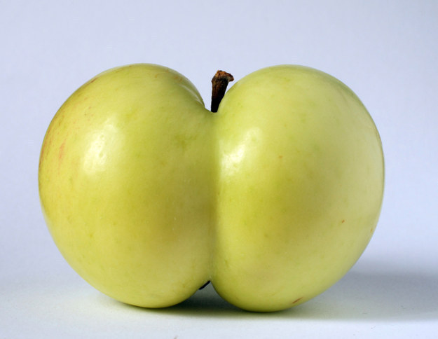 This apple bottom that definitely squatted low, low, low, low.